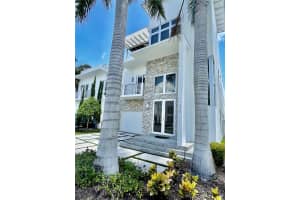 3349 NW 84th Ct, Doral, FL 33166, Sold 12/19/22