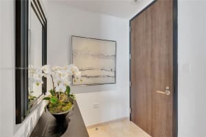 88 SW 7th St Apt 3411, Miami, FL 33130, Sold 10/24/22