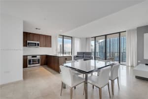 88 SW 7th St Apt 3411, Miami, FL 33130, Sold 10/24/22