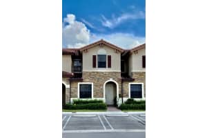 3316 W 92nd Pl, Hialeah, FL 33018, Sold 10/18/22