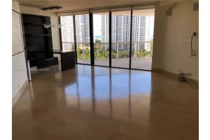 3610 Yacht Club Dr #1407, Miami, FL 33180, Sold 10/31/22