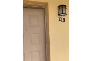 11441 NW 39th Ct Apt 219-3, Coral Springs, FL 33065, Sold 10/14/22