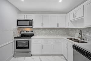 8100 SW 24th St APT 205, North Lauderdale, FL 33068, Sold 11/04/22