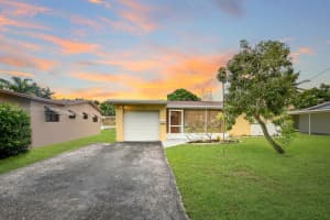 9457 SW 52nd St, Cooper City, FL 33328, Sold 10/06/22