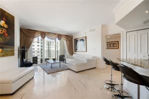 19900 E Country Club Dr APT 1016, Aventura, FL 33180, Sold 03/16/23