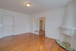 900 Jefferson Ave APT 12, Miami Beach, FL 33139, Sold 11/11/22