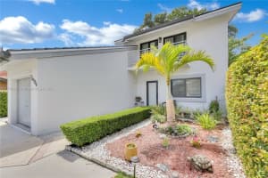 14906 SW 93rd St, Miami, FL 33196, Sold 11/09/22