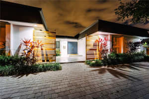 21110 Highland Lakes Blvd, Miami, FL 33179, Sold 11/01/22