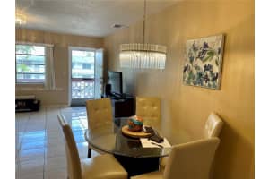 100 NW 204th St APT 17, Miami Gardens, FL 33169, Sold 11/10/22