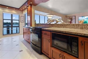 3200 N Ocean Dr APT 102, Hollywood, FL 33019, Sold 10/03/22