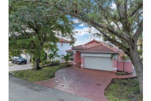 8385 NW 197th Terrace, Hialeah, FL 33015, Sold 12/27/22