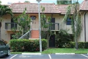 10461 NW 11th St #205, Pembroke Pines, FL 33026, Sold 10/13/22
