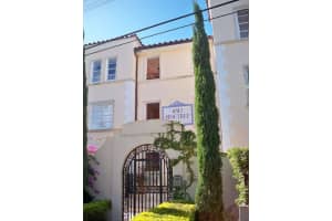 4812 Pine Tree Dr APT 207, Miami Beach, FL 33140, Sold 10/21/22