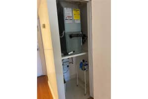 14211 N Kendall Dr #210e, Miami, FL 33186, Sold 10/13/22