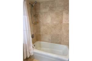 14211 N Kendall Dr #210e, Miami, FL 33186, Sold 10/13/22