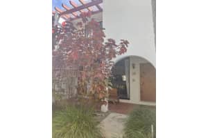 350 Grapetree Dr APT 415, Key Biscayne, FL 33149, Sold 10/27/22