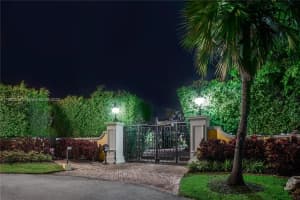 251 Knollwood Dr, Key Biscayne, FL 33149, Sold 01/12/23