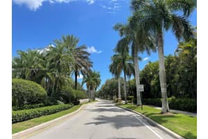 6386 Emerald Dunes Dr APT 208, West Palm Beach, FL 33411, Sold 10/14/22