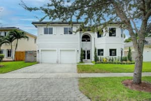 2924 NE 3rd Dr, Homestead, FL 33033, Sold 10/25/22