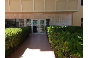 730 Pennsylvania Ave APT 410, Miami Beach, FL 33139, Sold 12/07/22