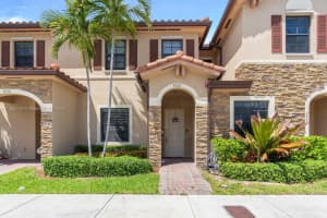 9326 W 32nd Ln #9326, Hialeah, FL 33018, Sold 11/10/22