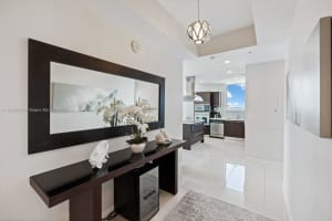 7930 East Dr APT 708, North Bay Village, FL 33141, Sold 10/06/22