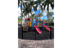 11334 NW 53rd Ln, Doral, FL 33178, Sold 10/03/22