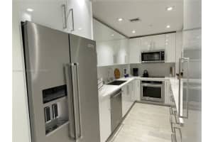 90 Edgewater Dr APT 815, Coral Gables, FL 33133, Sold 11/30/22