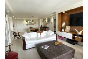 90 Edgewater Dr APT 815, Coral Gables, FL 33133, Sold 11/30/22
