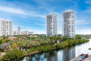 3701 N Country Club Dr, Aventura, FL 33180, Sold 11/17/22