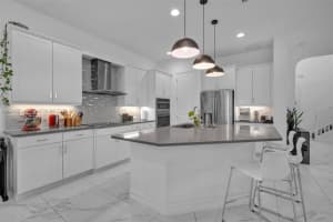 11847 SW 13th Ct, Pembroke Pines, FL 33025, Sold 10/31/22