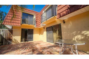 9850 NW 6th Ct #9850, Plantation, FL 33324, Sold 03/17/23