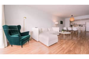 19390 Collins Ave APT 125, Sunny Isles Beach, FL 33160, Sold 10/13/22