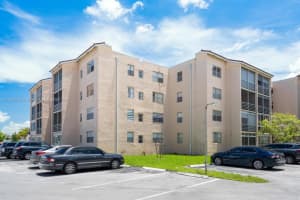 2860 Somerset Dr #408k, Lauderdale Lakes, FL 33311, Sold 12/02/22