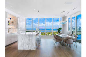 100 South Pointe Dr APT 3707, Miami Beach, FL 33139, Sold 11/18/22