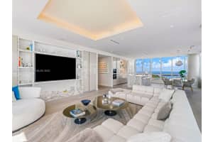 100 South Pointe Dr APT 3707, Miami Beach, FL 33139, Sold 11/18/22