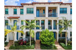11643 SW 13th Ct, Pembroke Pines, FL 33025, Sold 10/21/22