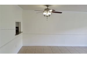 403 NW 72nd Ave 314 e, Miami, FL 33126, Sold 11/07/22