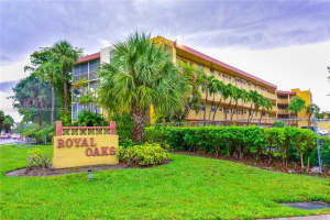 445 NE 195th St APT 130, Miami, FL 33179, Sold 10/05/22