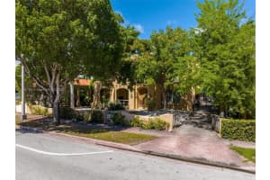 5208 Alton Rd, Miami Beach, FL 33140, Sold 02/10/23