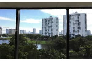 3401 N Country Club Dr APT 716, Aventura, FL 33180, Sold 12/08/22