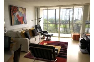 3401 N Country Club Dr APT 716, Aventura, FL 33180, Sold 12/08/22