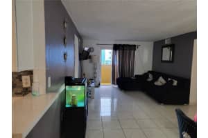 2735 W 52nd St APT 201, Hialeah, FL 33016, Sold 10/21/22