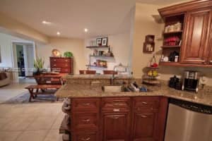 6292 NW 186th St #314, Hialeah, FL 33015, Sold 12/01/22
