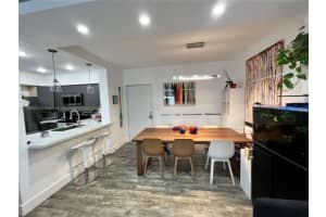 5091 NW 7th St, Miami, FL 33126, Sold 12/02/22