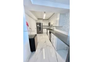 2333 Brickell Ave #2615, Miami, FL 33129, Sold 11/17/22