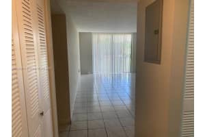 9688 Fontainebleau Blvd APT 106, Miami, FL 33172, Sold 10/22/22