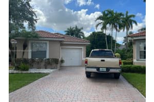 12940 NW 5th St, Pembroke Pines, FL 33028, Sold 11/28/22