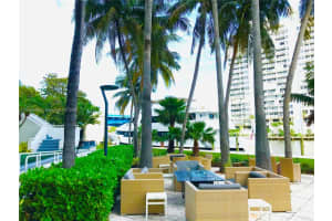 2670 E Sunrise Blvd #1023, Fort Lauderdale, FL 33304, Sold 10/20/22