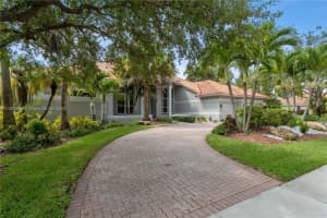 490 Alexandra Cir, Weston, FL 33326, Sold 11/18/22